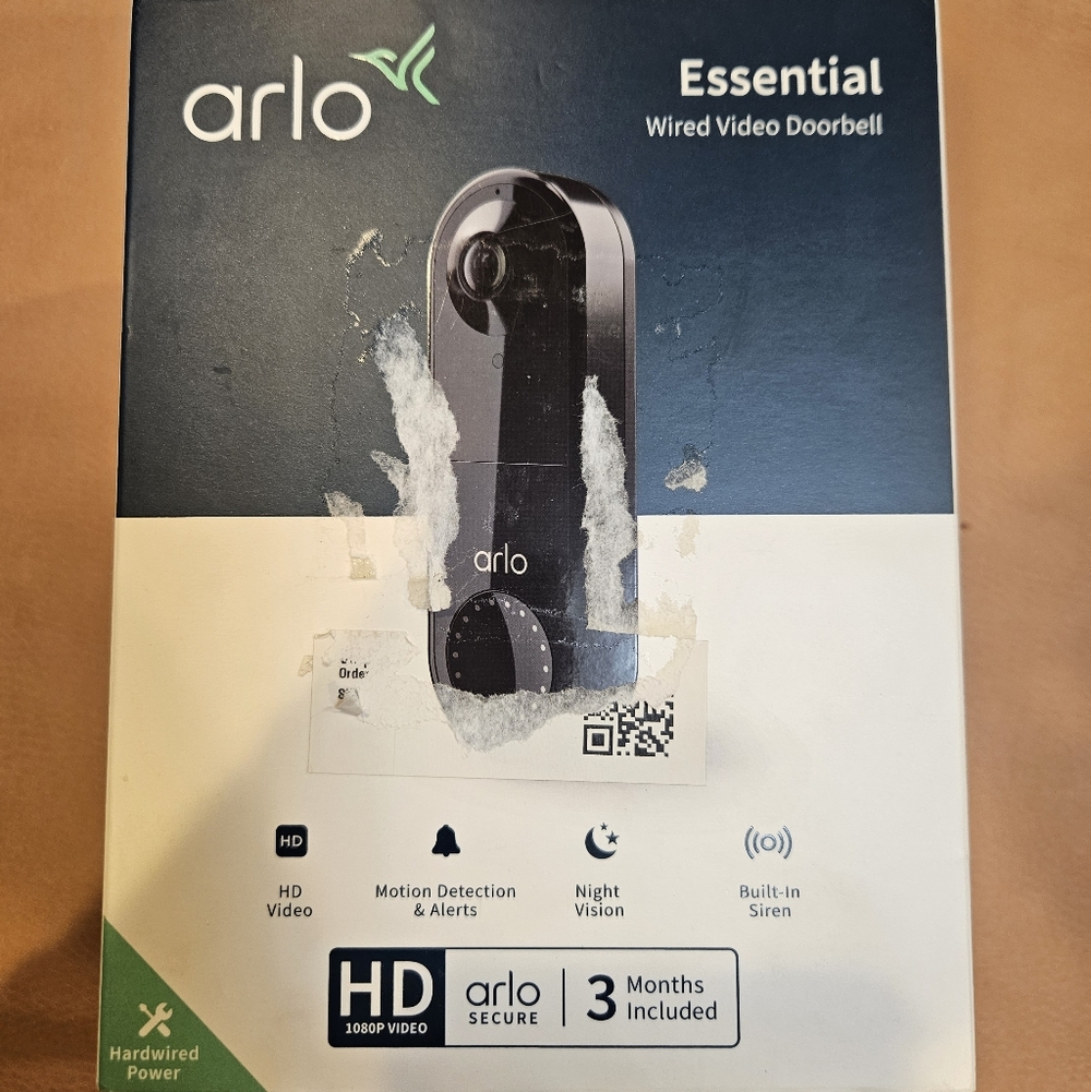 Arlo Essential Wired Video Doorbell - Picture 2 of 10